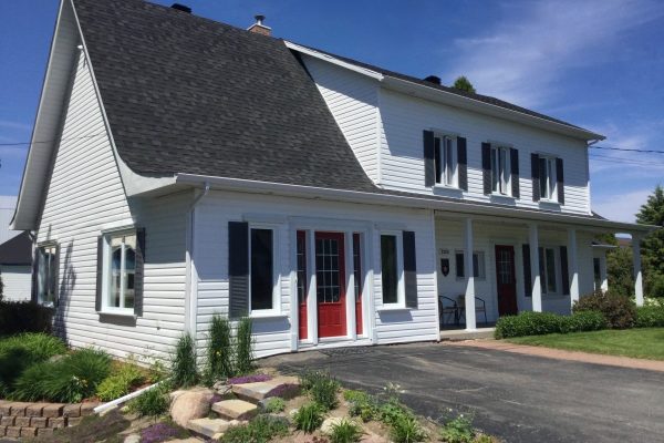 Charmante maison de campagne à louer au Lac-Saint-Jean