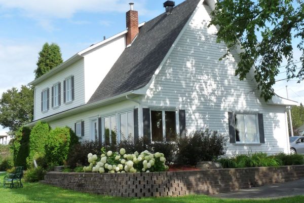 Charmante maison de campagne à louer au Lac-Saint-Jean