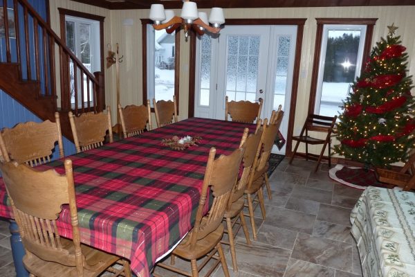 Salle à manger au temps des fêtes